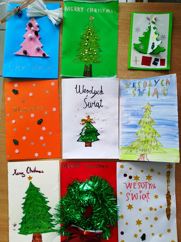 Kartki świąteczne wykonane przez uczniów klasy 5a
