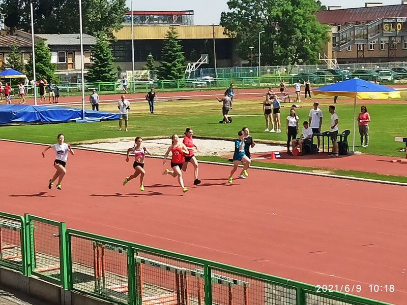 Wojewódzkie Indywidualne Mistrzostwa w Lekkiej Atletyce - Laura Świerczek w finale biegu na dystansie 100m.